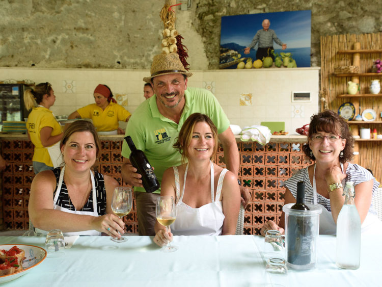 Honey Lemon Experience + Wine tasting